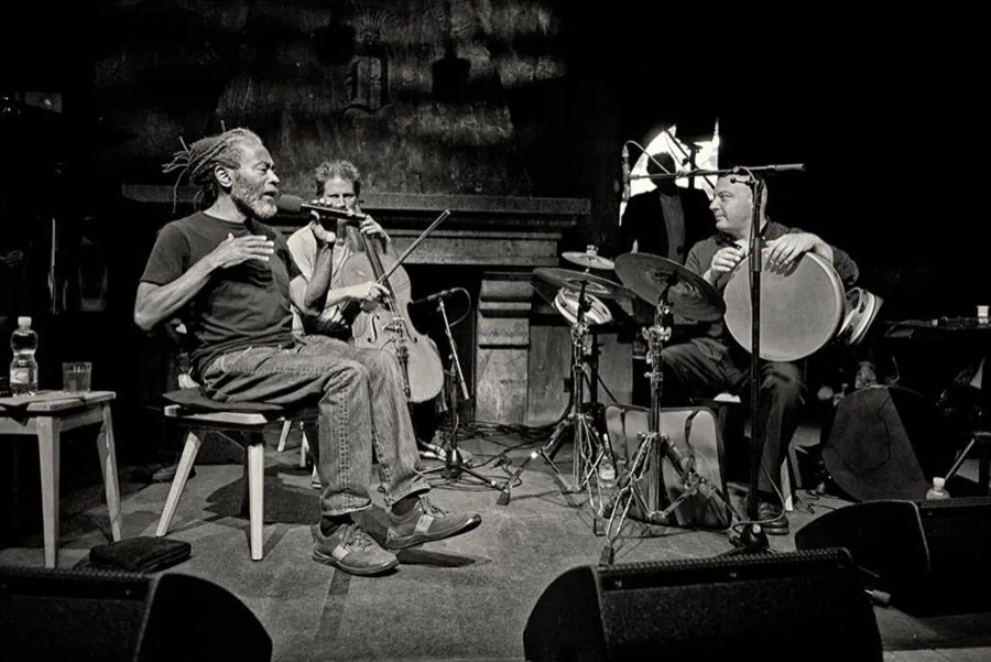 Andrea Piccioni on stage with Bobby McFerrin
